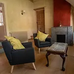 فندق مبيت وإفطار Le Closier La Barthe-de-Neste