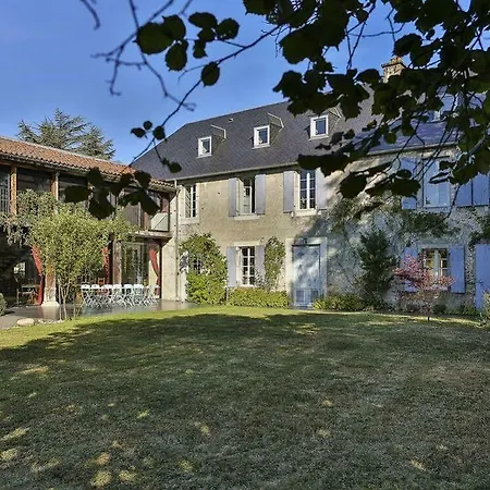 לינה וארוחת בוקר Le Closier La Barthe-de-Neste