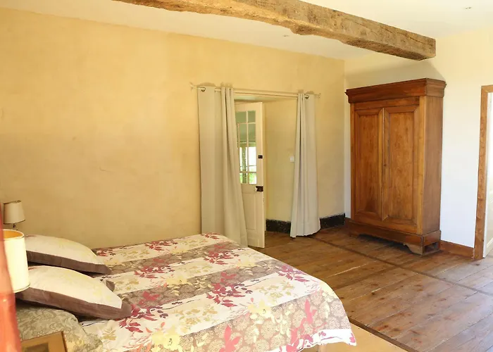 Le Closier Bed and Breakfast 3*